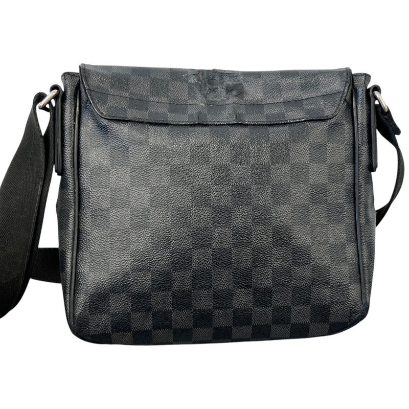 Men's Damier Graphite District Pm Messenger Bag Black