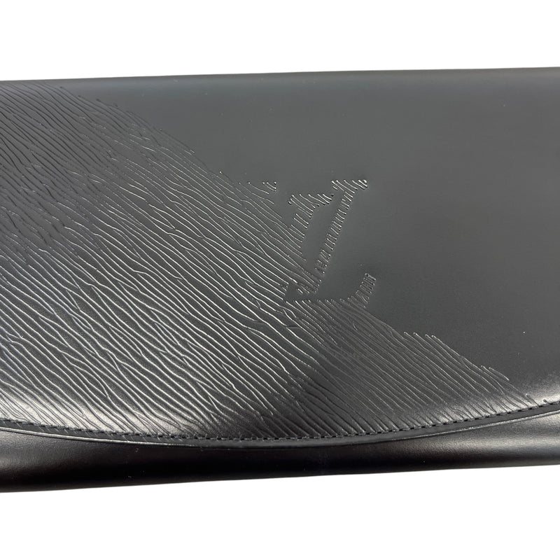 Women's Opera Line Aegean Clutch Black