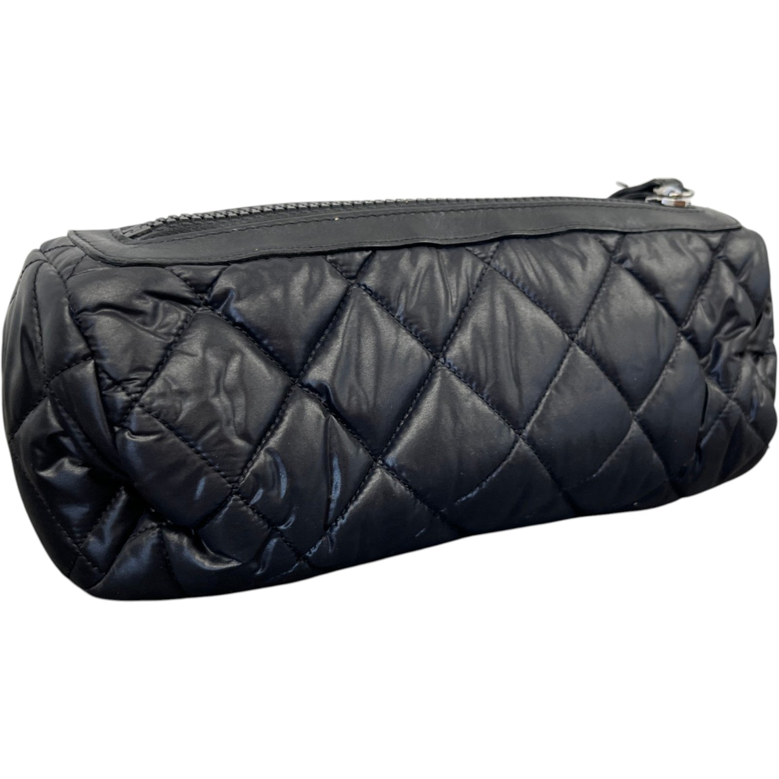 Women's Quilted Coco Cocoon Pouch Black - Photo 7
