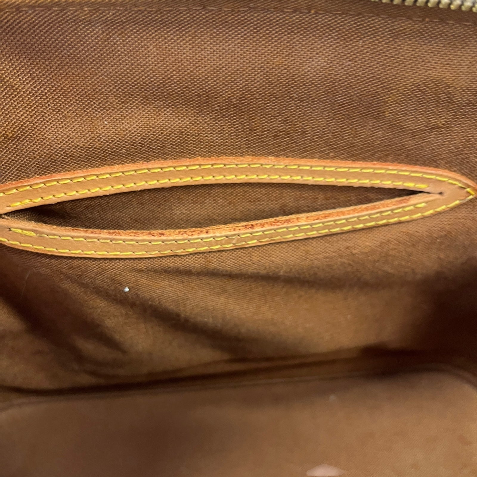 Women's Monogram Alma Pm Handbag Brown - Photo 11