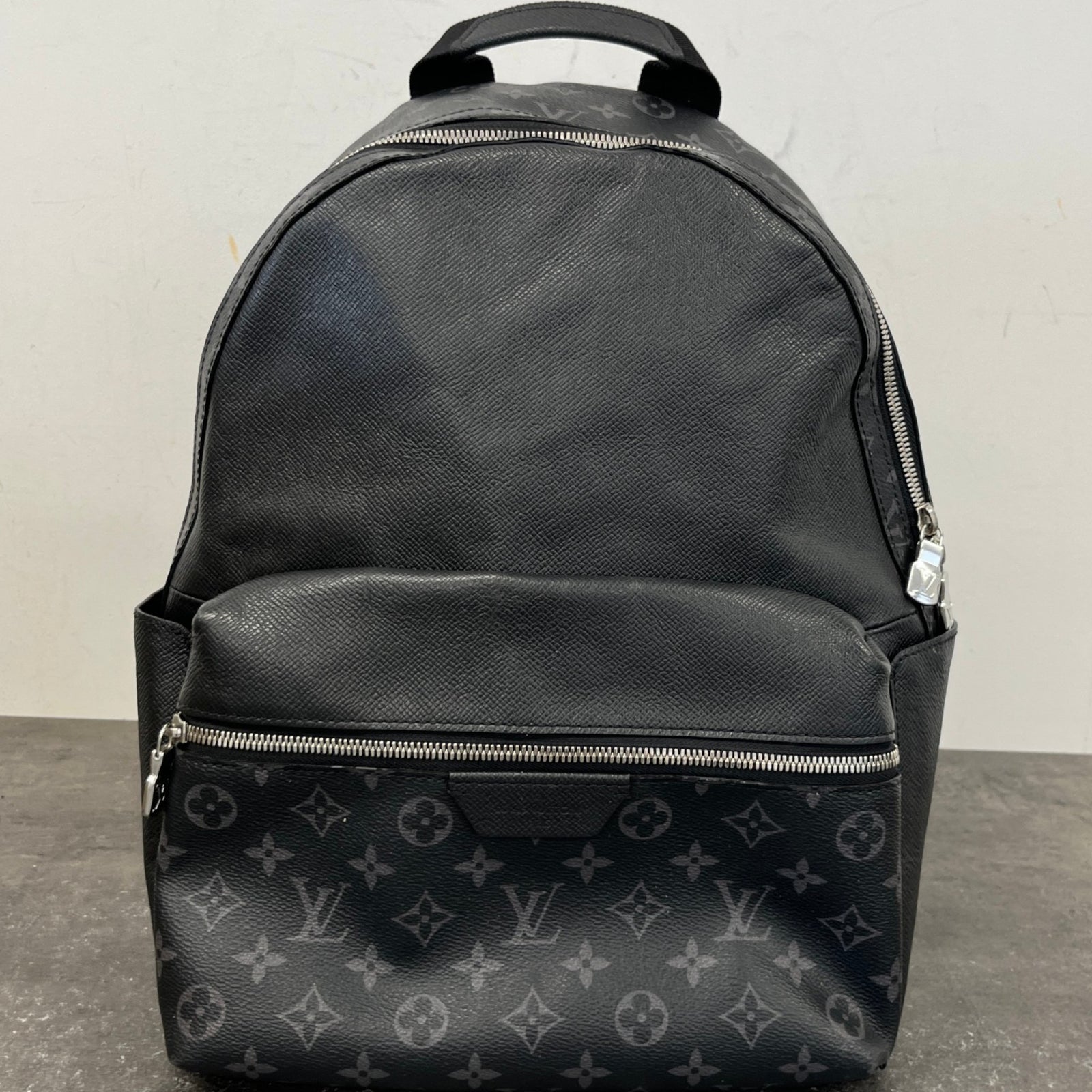 Men's Monogram Eclipse Discovery Backpack Black - Photo 11