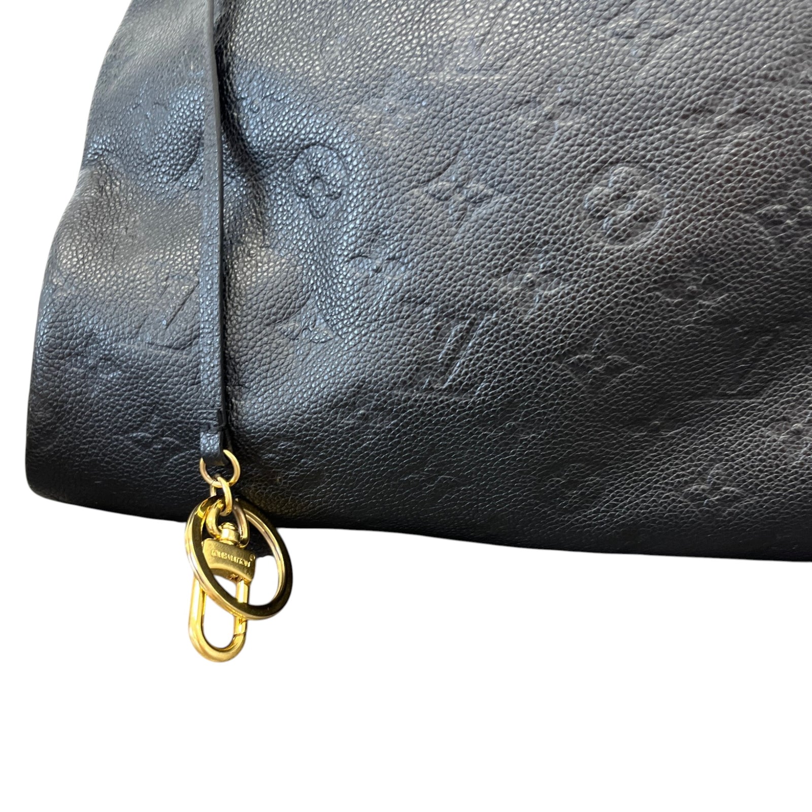 Women's Monogram Artsy MM Handbag Black - Photo 11