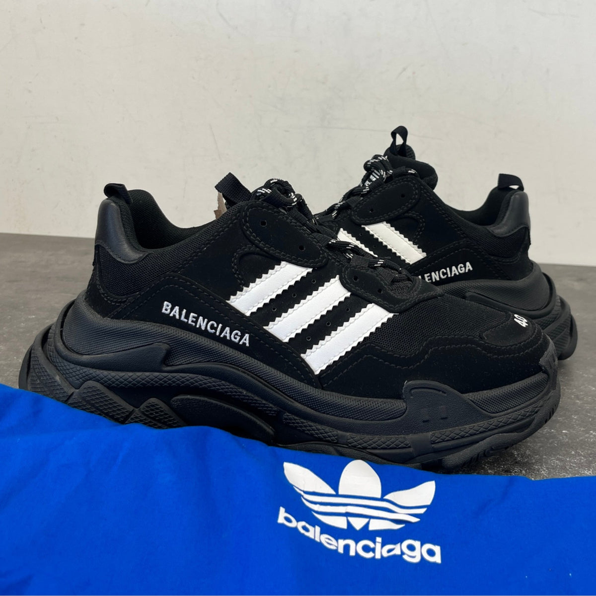 Women's x Adidas Triple S Low Trainers Black Size UK 7 / EU 40 - Photo 12
