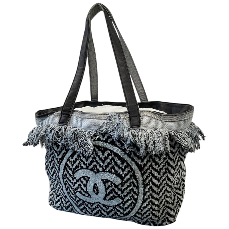 Women's Paris-Dubai Extraordinary Fringe Beach Tote Handbag Black