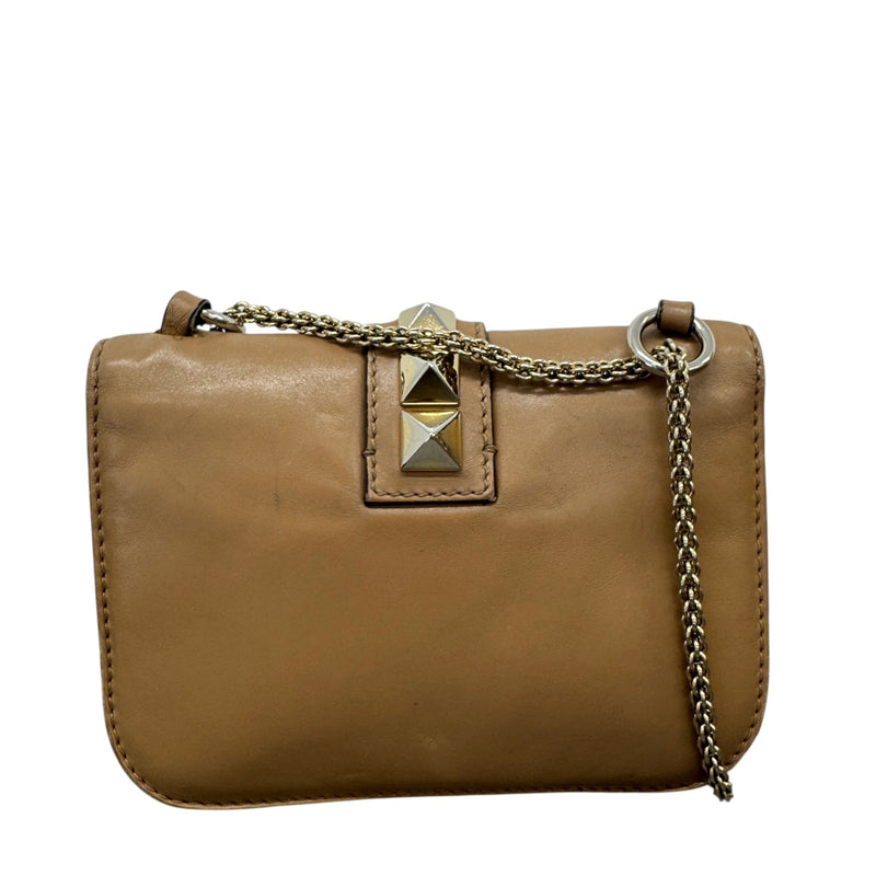 Women's Glam Lock Flap Crossbody Bag Tan