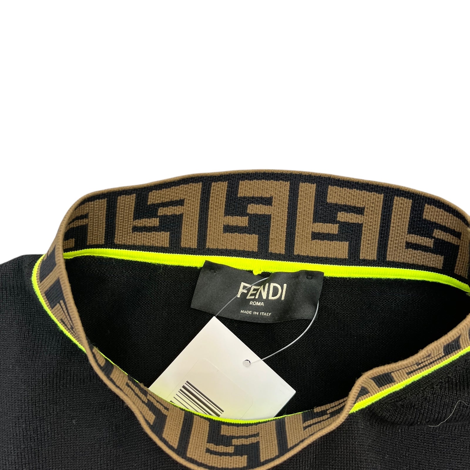 Men's Zucca FF Monogram Neck Logo Jumper Black Size L - Photo 6