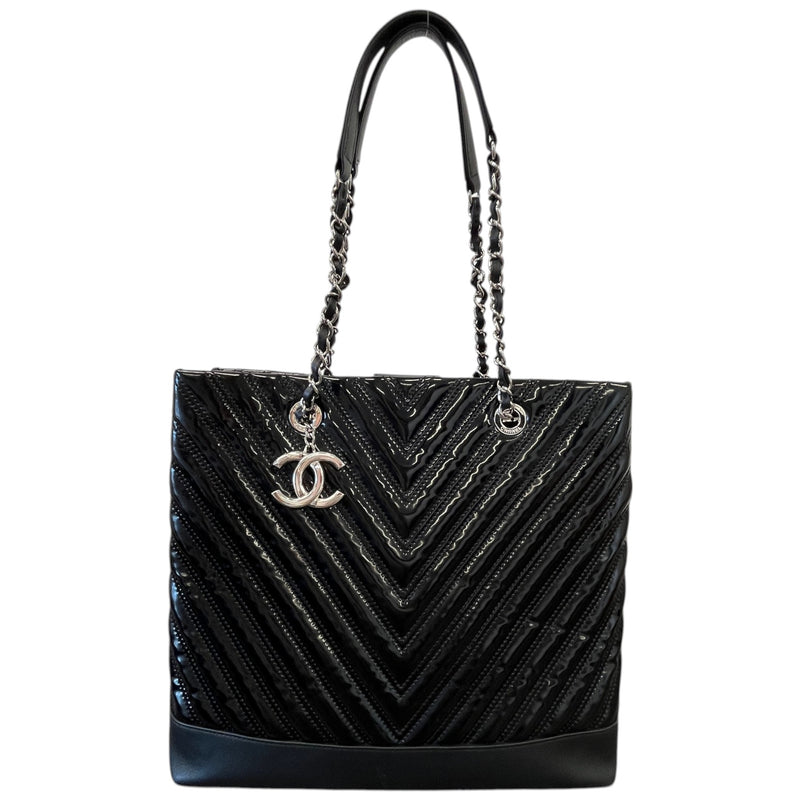 Women's Chevron Handbag Black