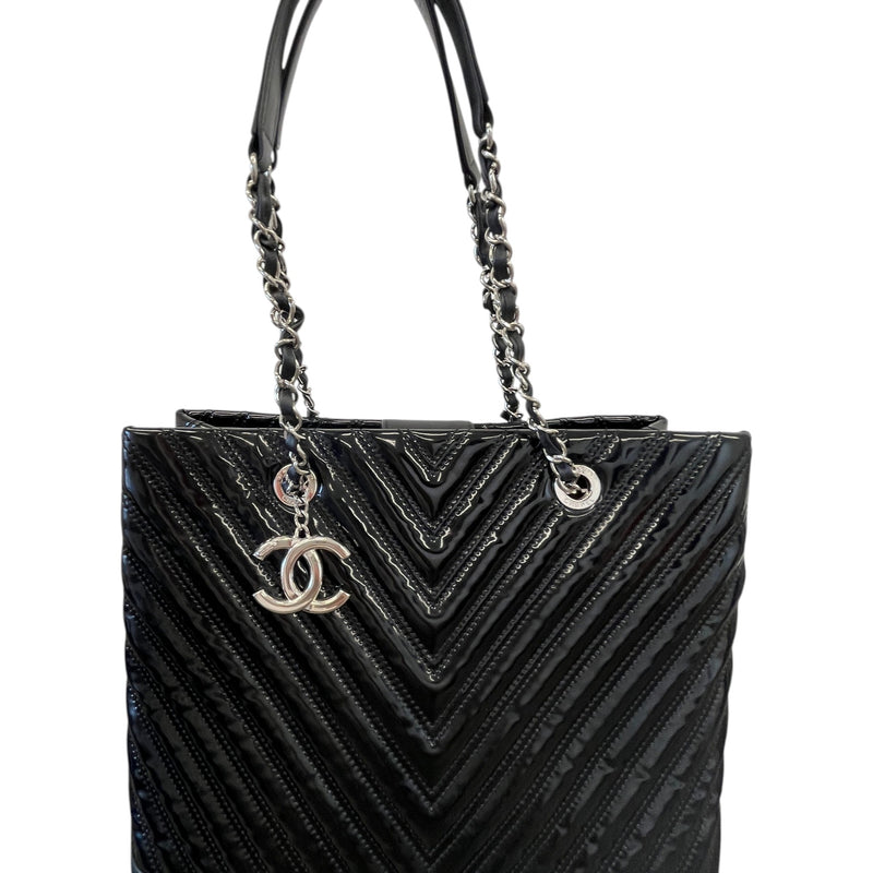 Women's Chevron Handbag Black