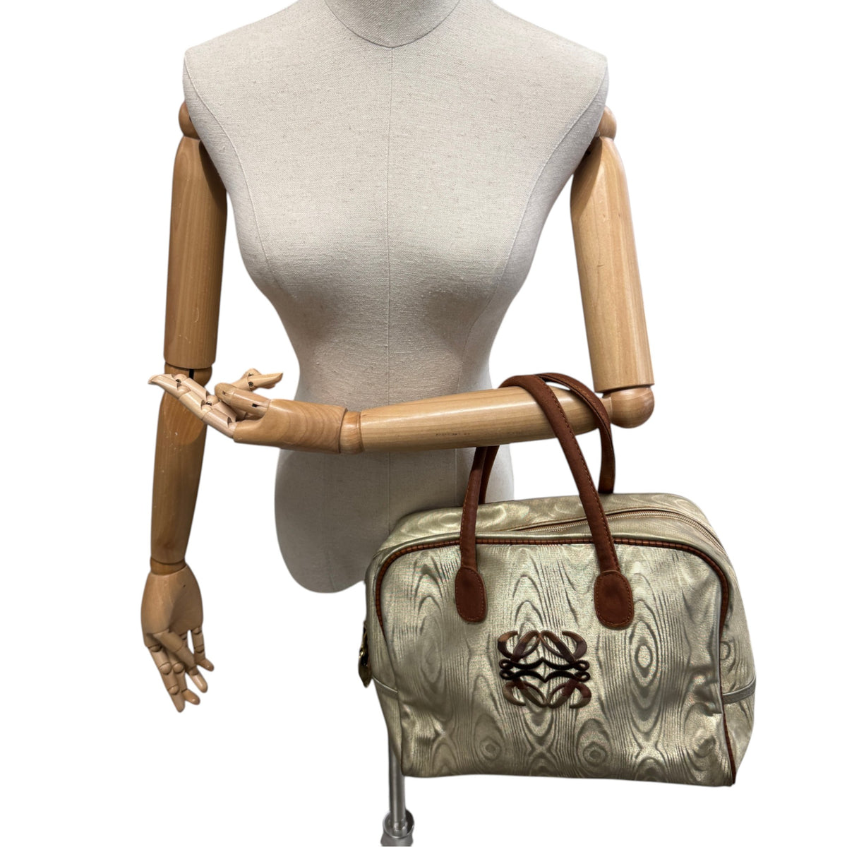 Women's Vintage Anagram Boston Handbag Gold - Photo 2