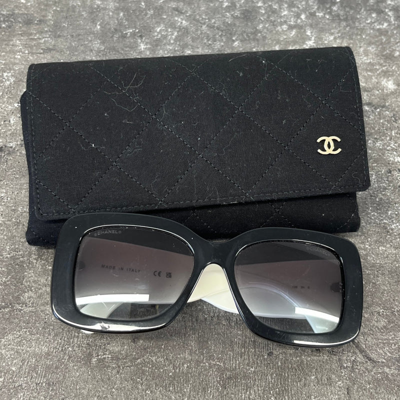 Women's CH5483 Sunglasses Black