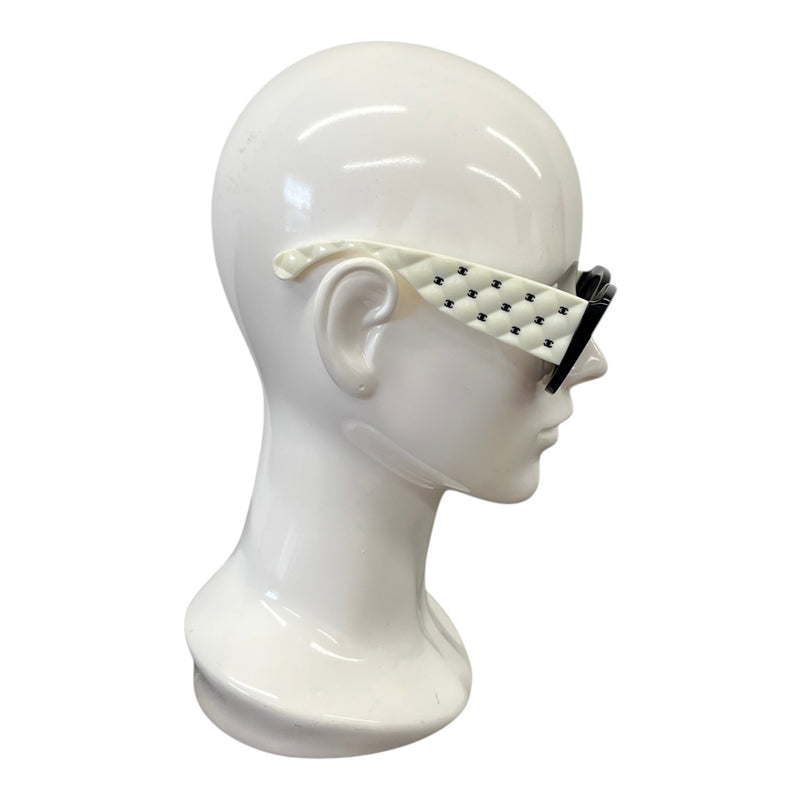 Women's CH5483 Sunglasses Black