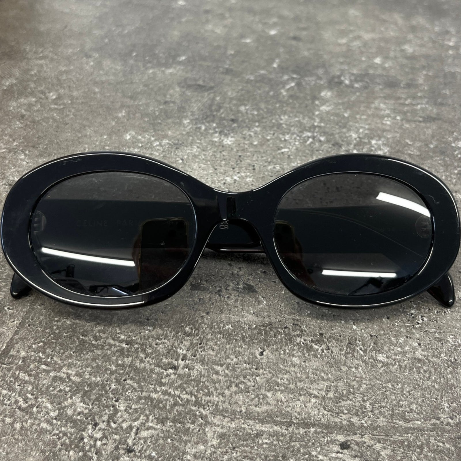 Women's CL40194U Triomphe Oval Sunglasses Black - Photo 10
