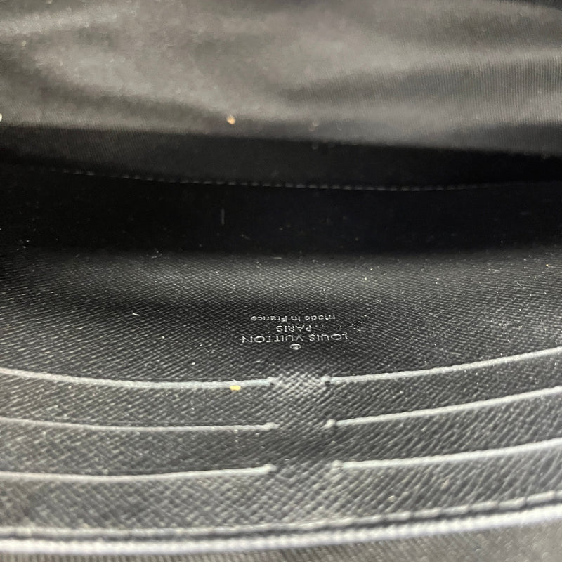 Men's Monogram Eclipse Pochette Voyage Mm Clutch Black