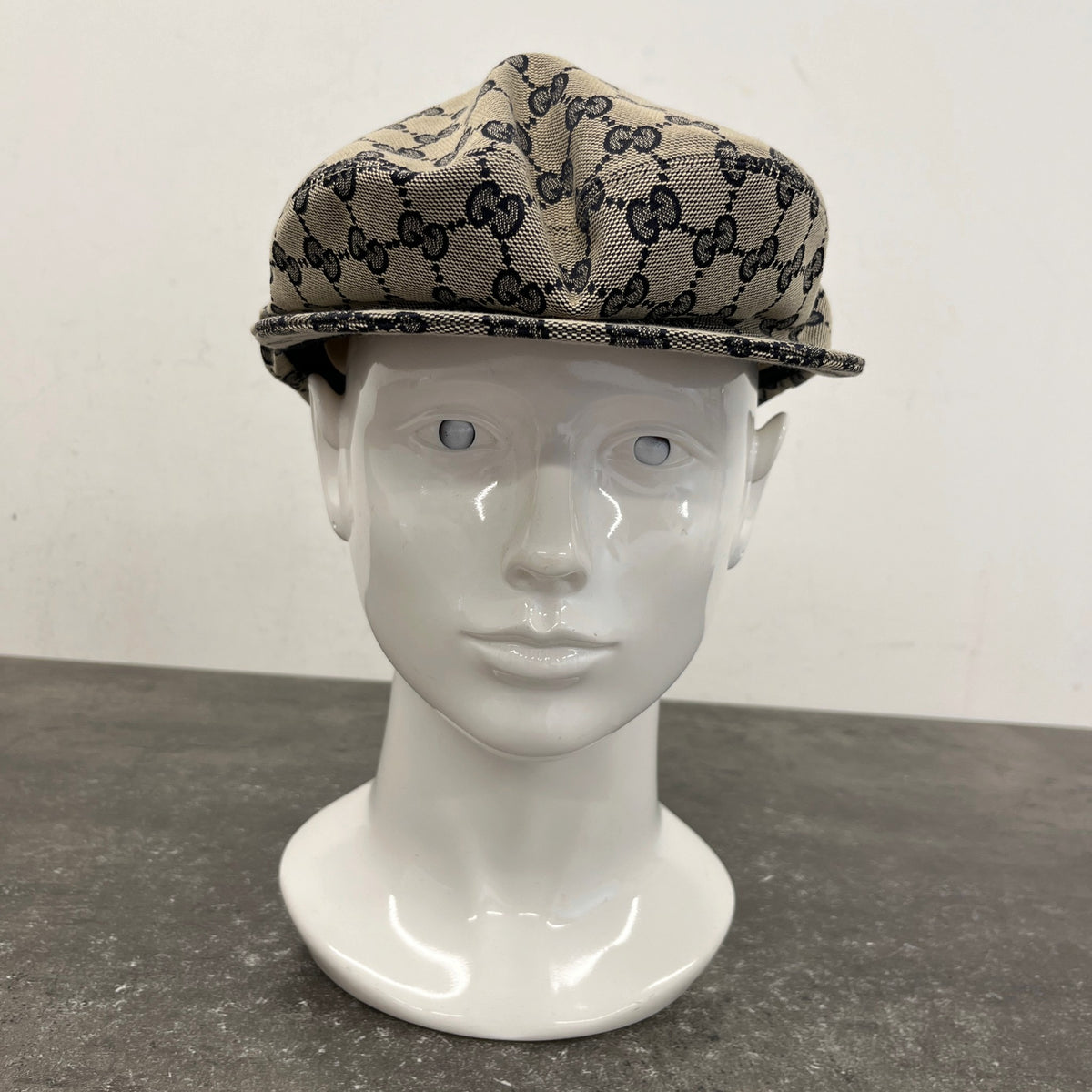 Men's GG Supreme Flat Cap Beige Size XL - Photo 10