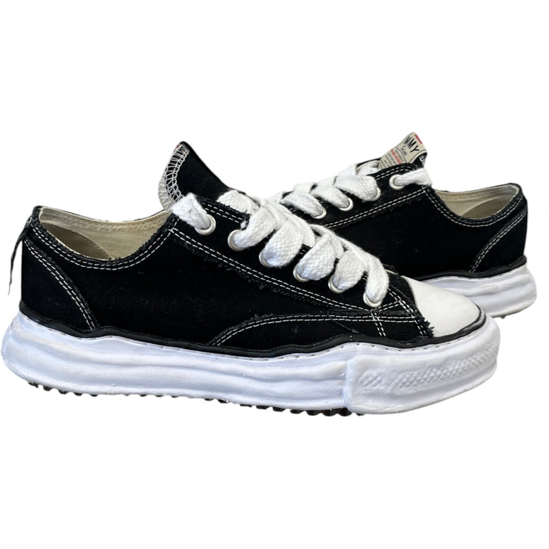 Men's Peterson Low Trainers Black Size UK 7 / EU 41