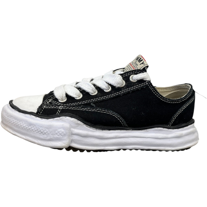 Men's Peterson Low Trainers Black Size UK 7 / EU 41