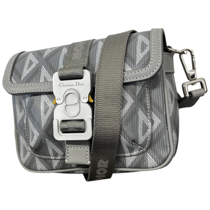 Men's Mini Dior Hit The Road Messenger Bag Grey