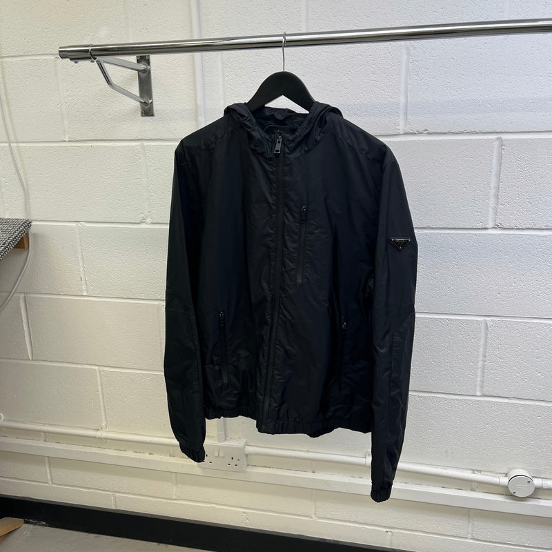 Men's Re-Nylon Plaque Logo Windbreaker Black Size XL