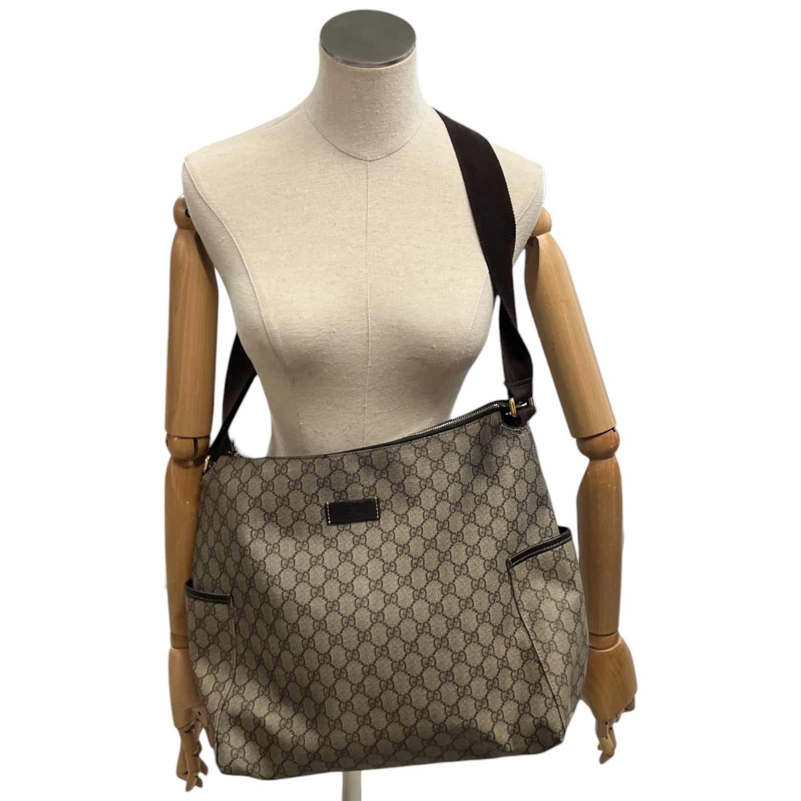Women's GG Supreme Baby Changing Bag And Mat Bag Beige - Photo 2