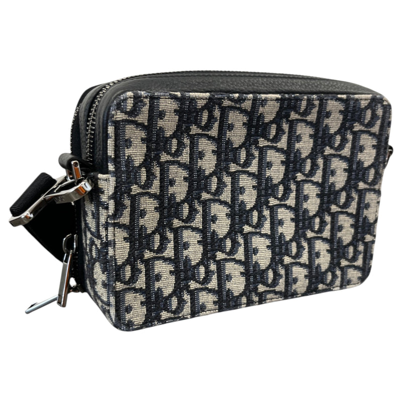 Men's Oblique Zipped Pouch Messenger Bag Beige