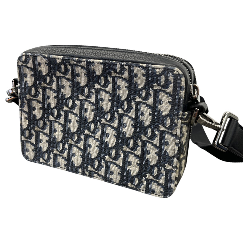 Men's Oblique Zipped Pouch Messenger Bag Beige