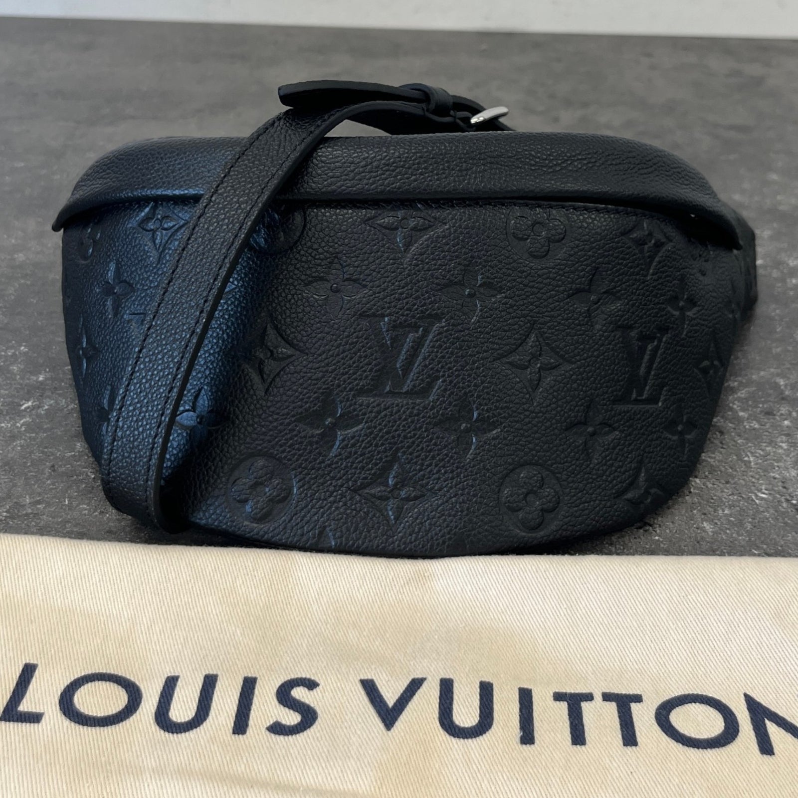 Men's Monogram Shadow Discovery PM Bag Black - Photo 13