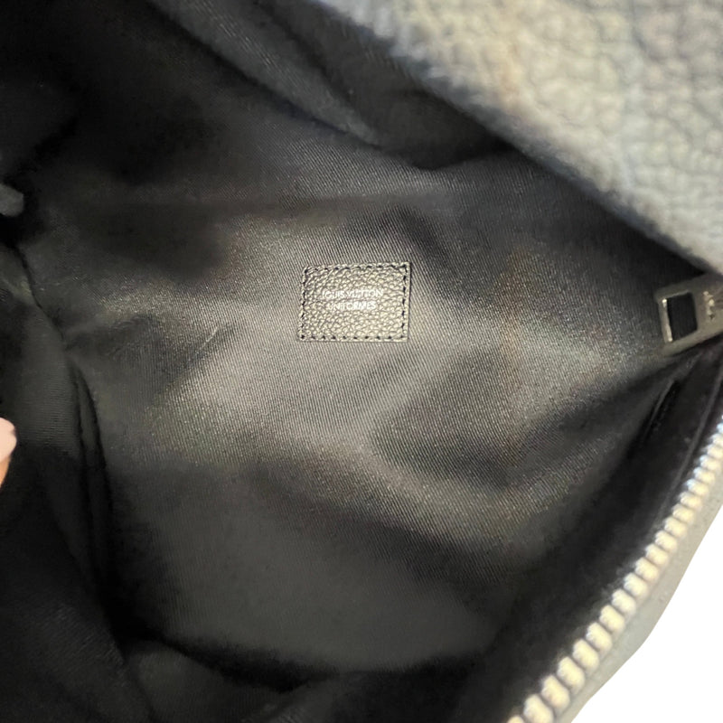 Men's Monogram Shadow Discovery PM Bag Black