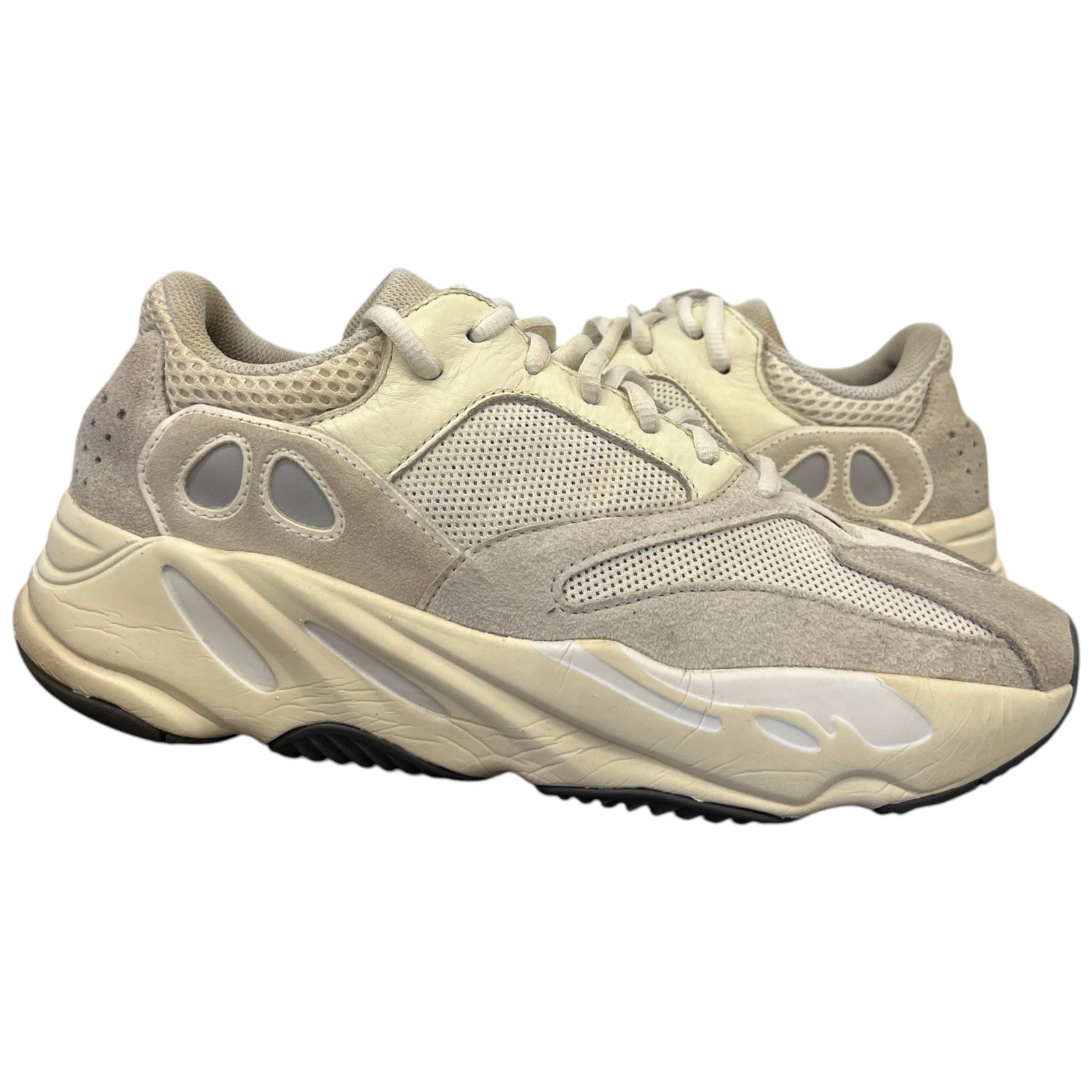 Men's Boost 700 Analog Low Trainers Cream Size EU 43.5 / UK 9.5 - Photo 3