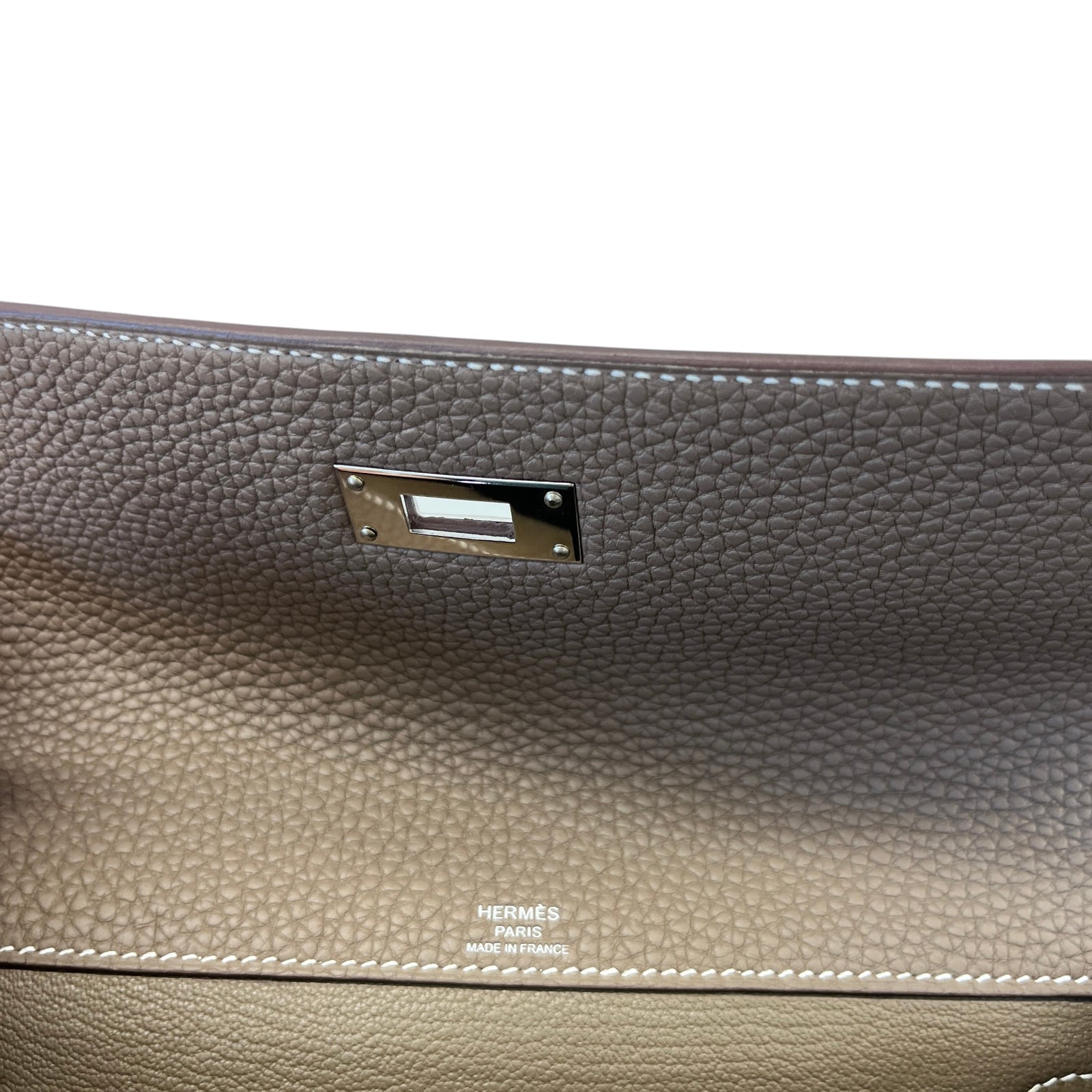 Men's Togo Calfskin Kelly Dépêches 25 Étoupe Pouch Beige - Photo 11