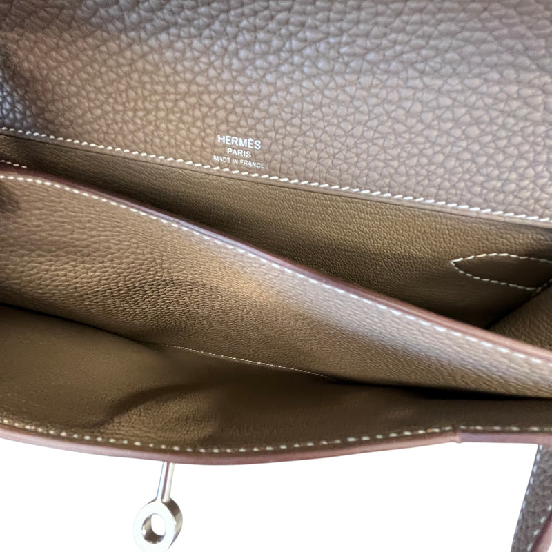 Men's Togo Calfskin Kelly Dépêches 25 Étoupe Pouch Beige