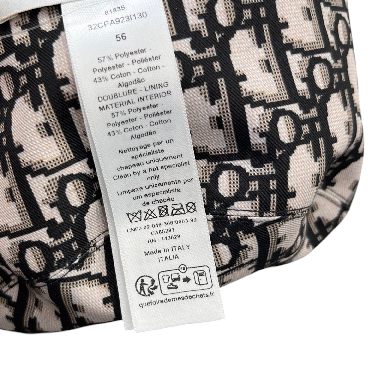 Women's Reversible Teddy-D Oblique Bucket Hat Beige - Photo 8