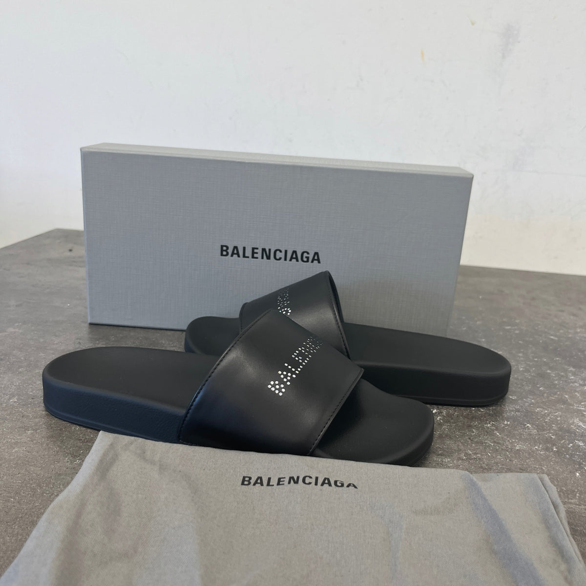 Women's Rhinestone Logo Pool Slides Black Size UK 7 / EU 40 - Photo 11