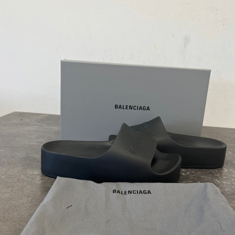 Women's Chunky Platform Slides Black Size UK 7 / EU 40