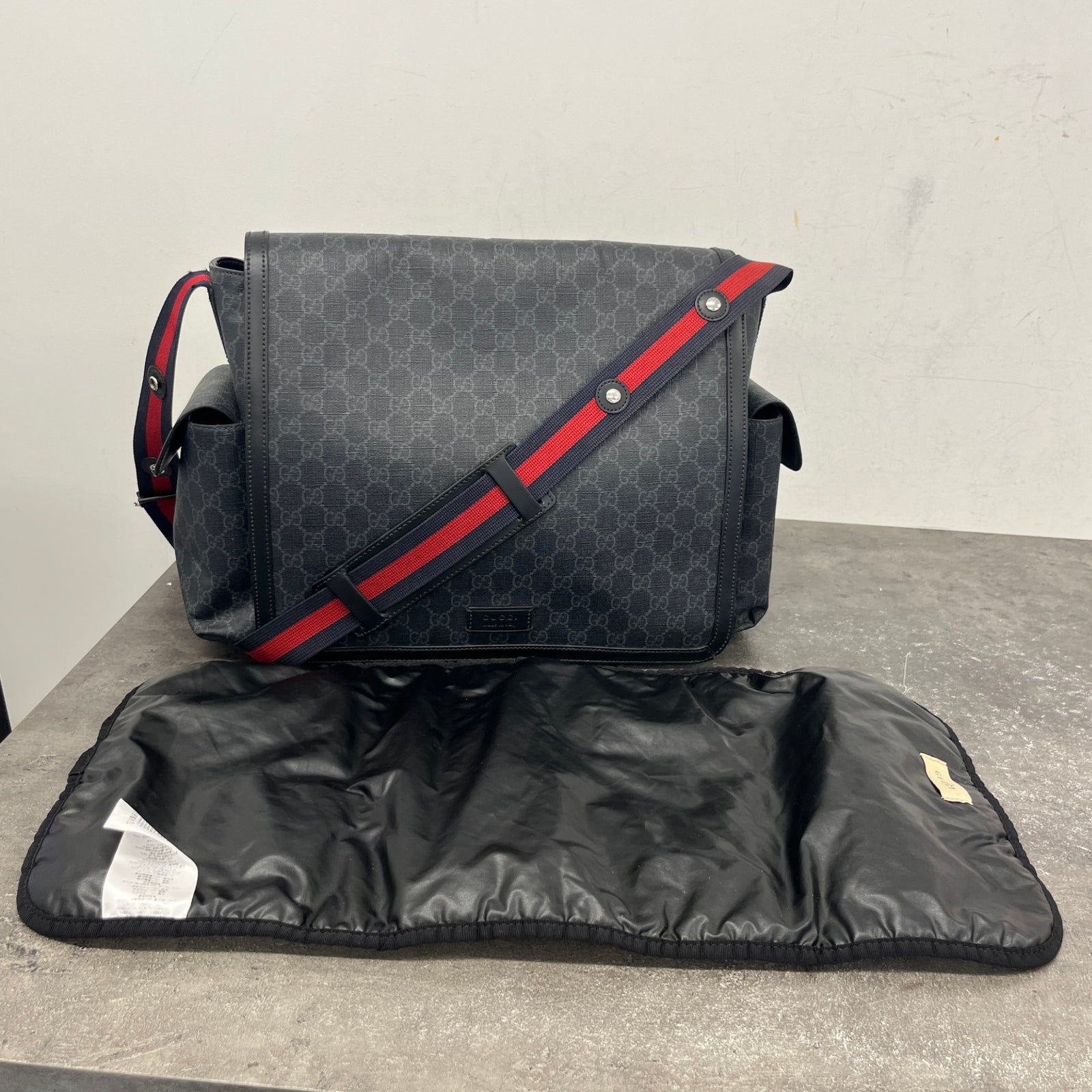Women's GG Supreme Large Changing Bag Black - Photo 14