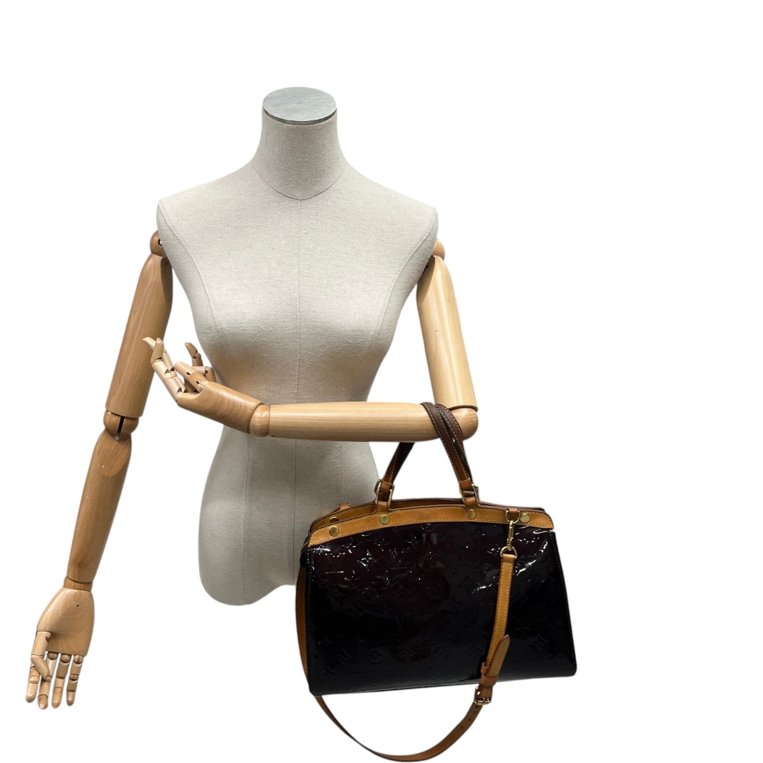 Women's Monogram Vernis Brea Mm Bag Burgundy - Photo 2