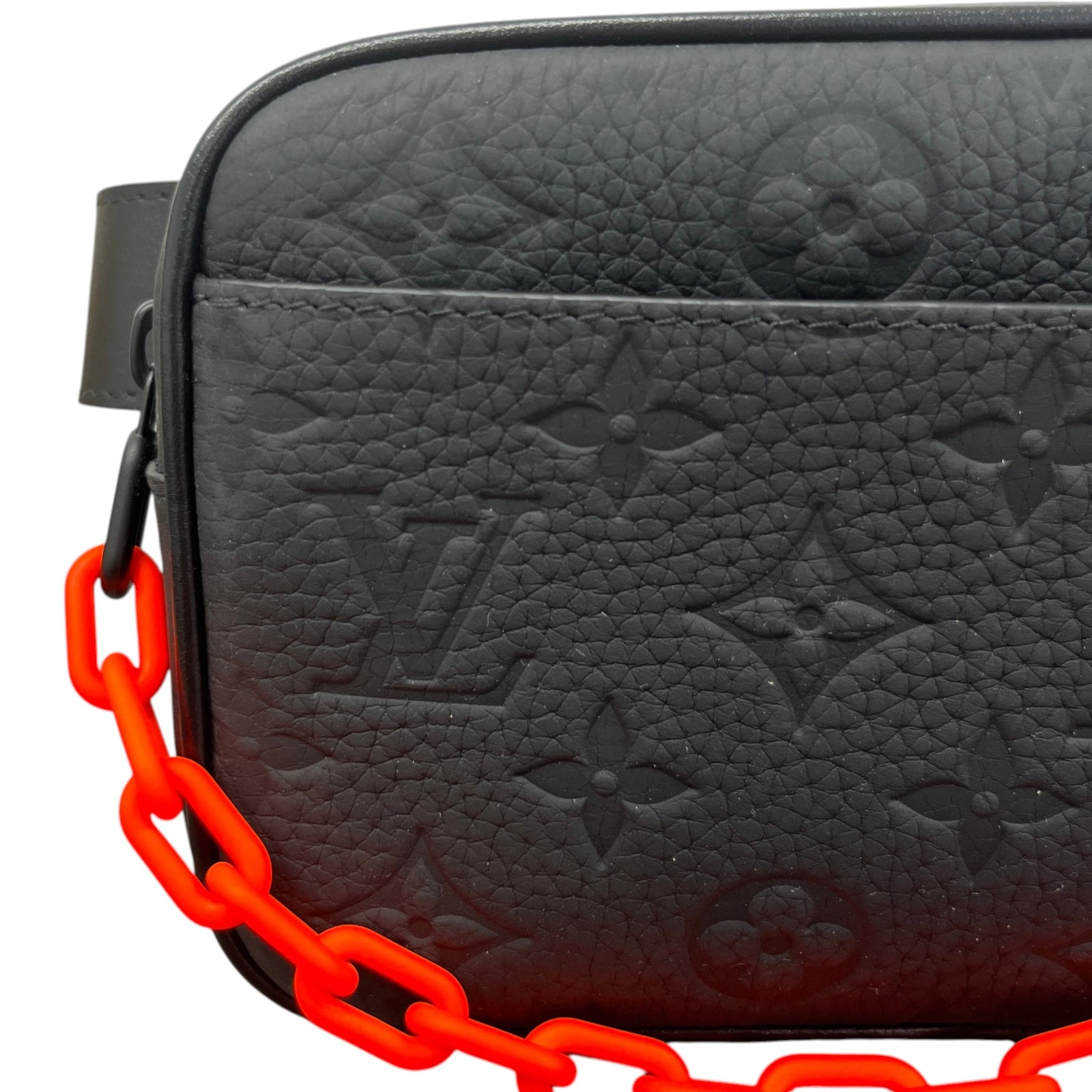 Men's Monogram Taurillon Handbag Black - Photo 7