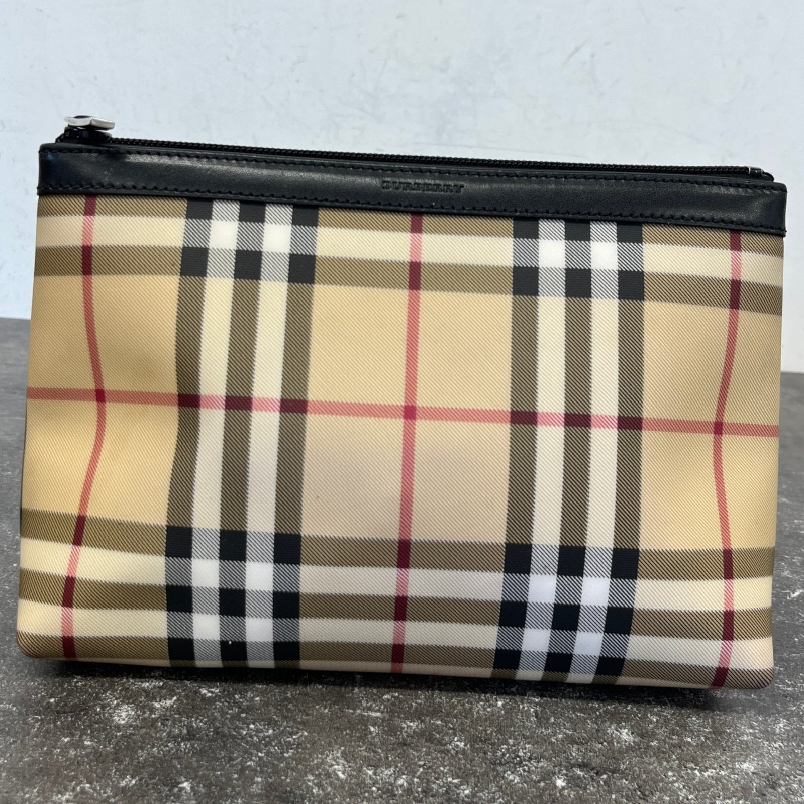 Women's Checkered Toiletry Bag Beige - Photo 13