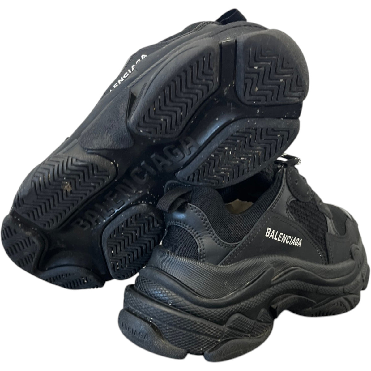 Women's Triple S Low Trainers Black Size UK 4 / EU 37 - Photo 10