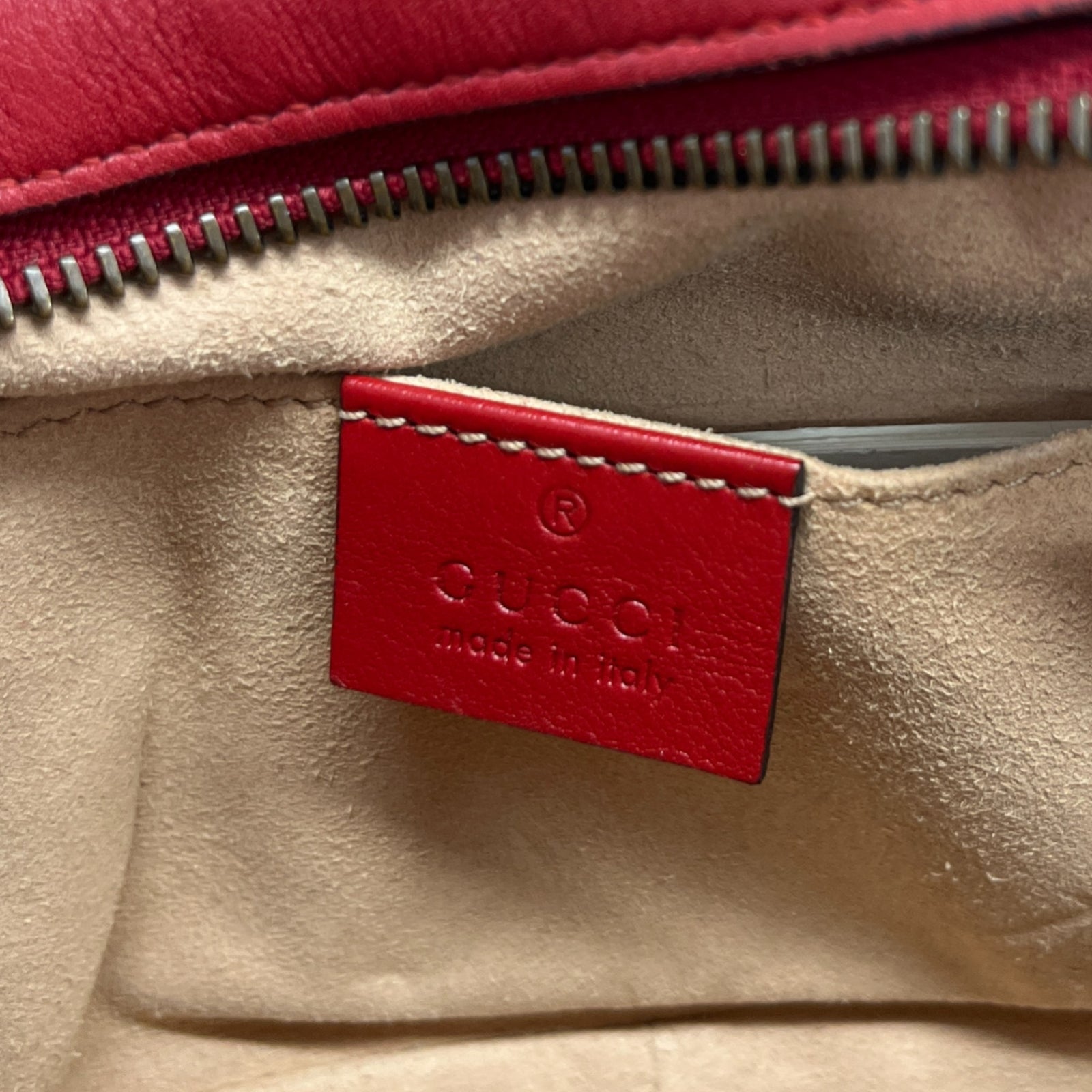 Women's Gg Mini Marmont Camera Bag Red - Photo 11