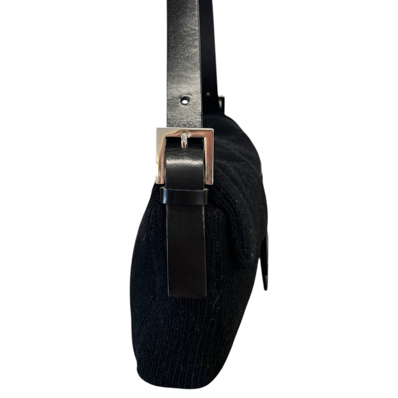 Women's Knit Baguette Handbag Black