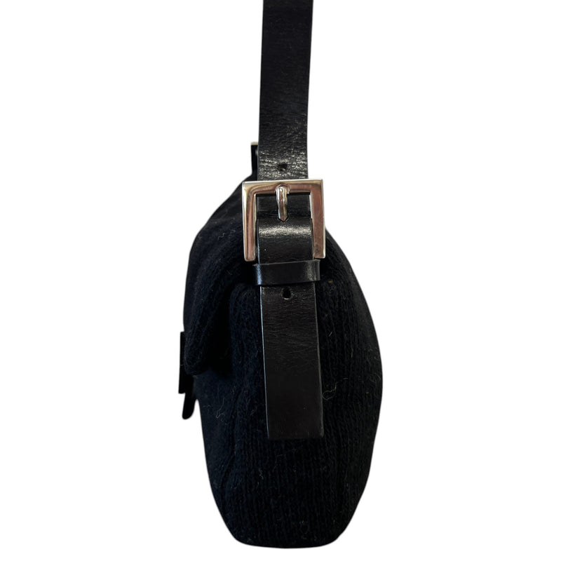Women's Knit Baguette Handbag Black