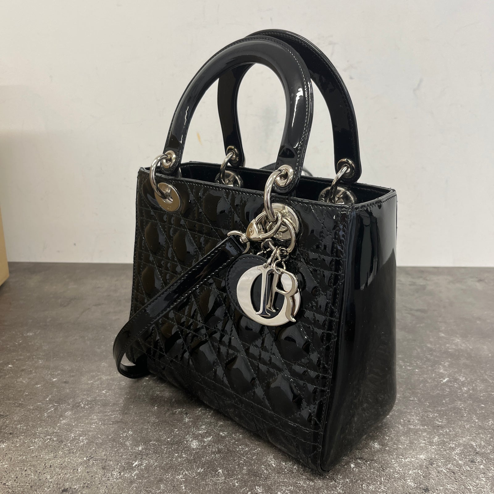 Women's Lady Dior Handbag Black - Photo 13