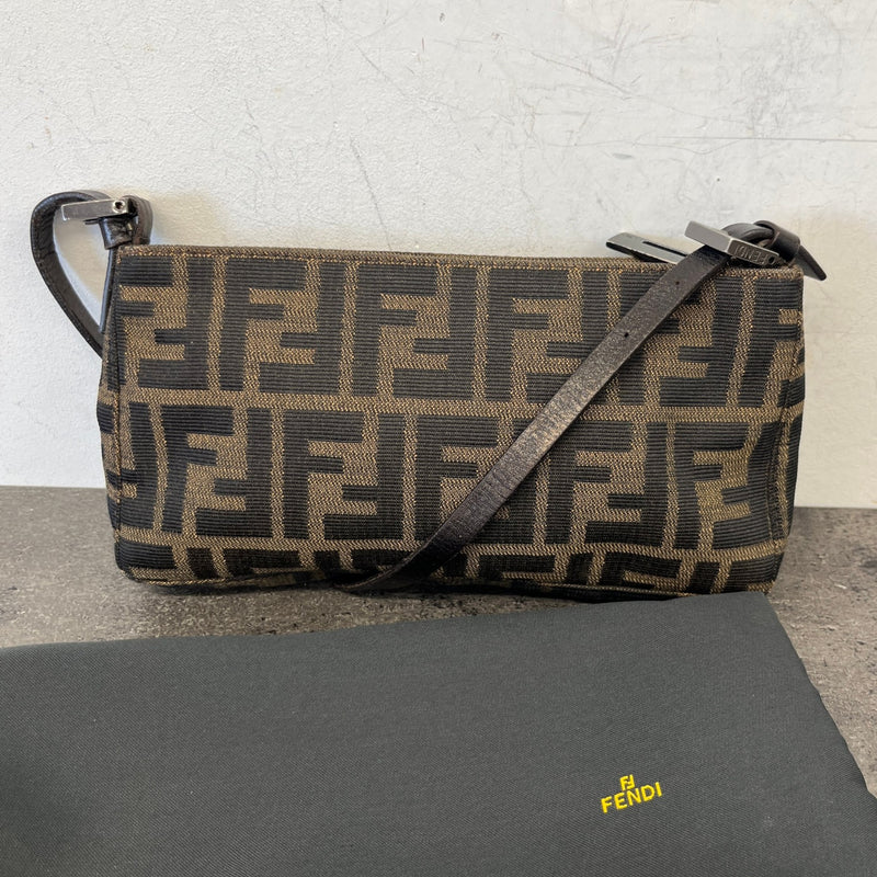 Women's Zucca Shoulder Handbag Brown