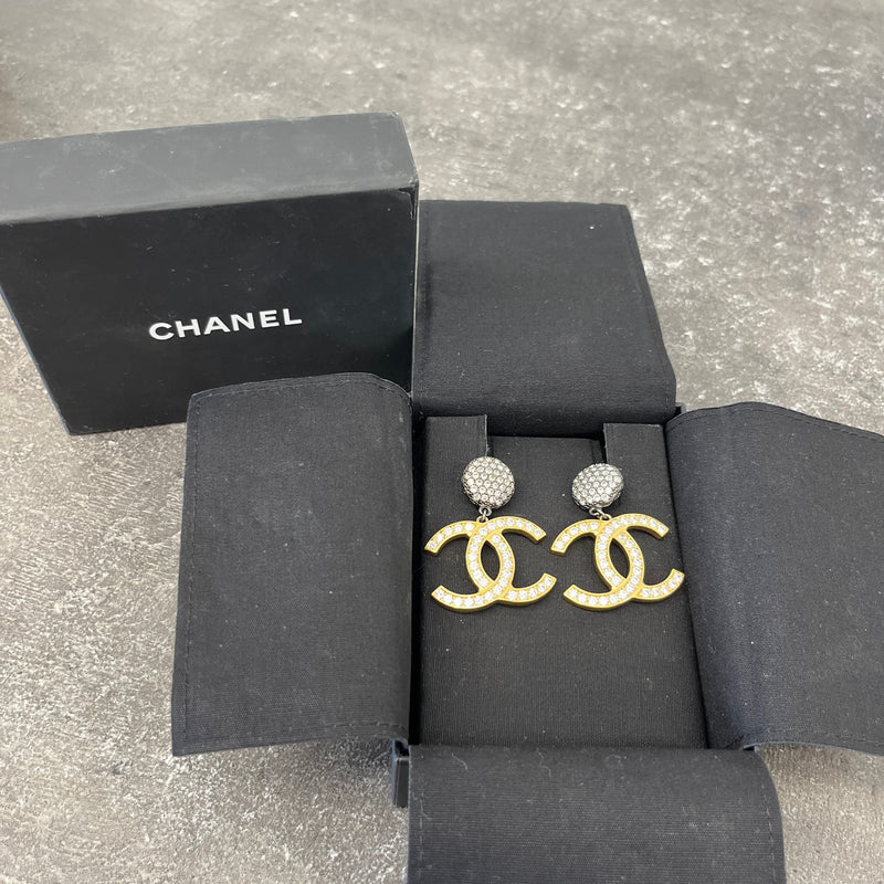 Women's Crystal Cc Drop Earrings Gold