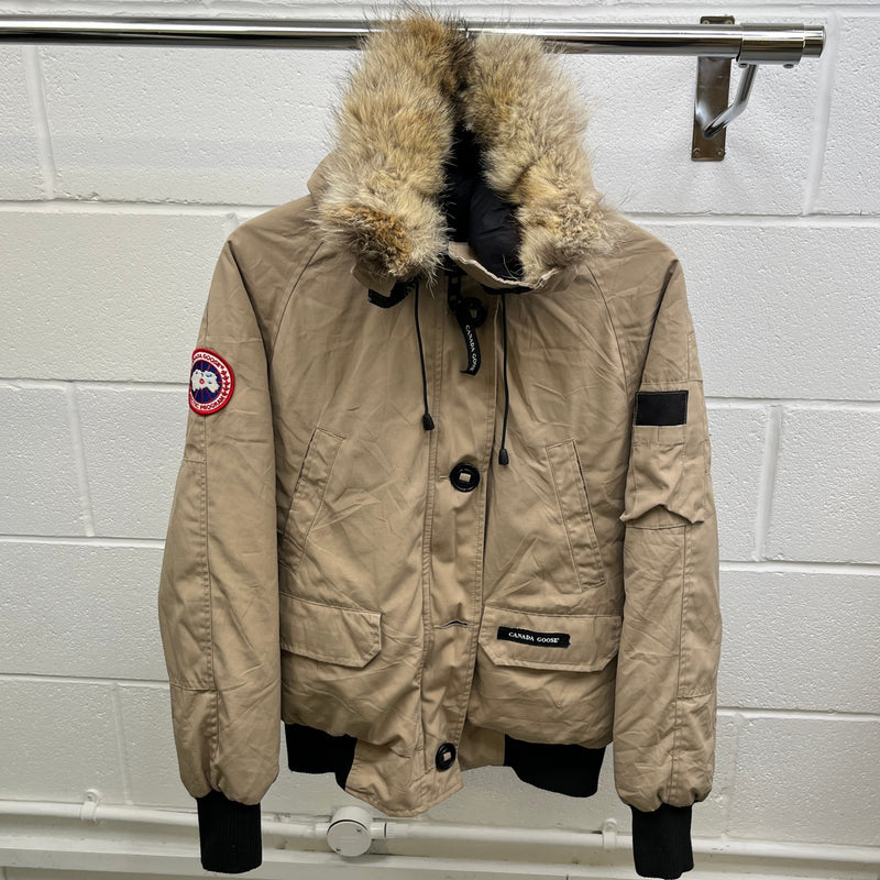 Women's Chilliwack Down Jacket Beige Size M