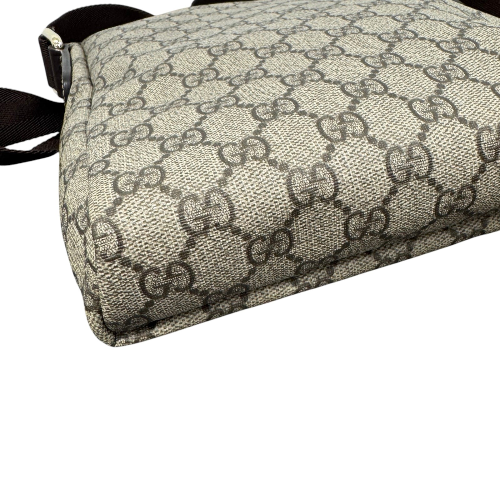 Women's Gg Supreme Messenger Bag Beige - Photo 7