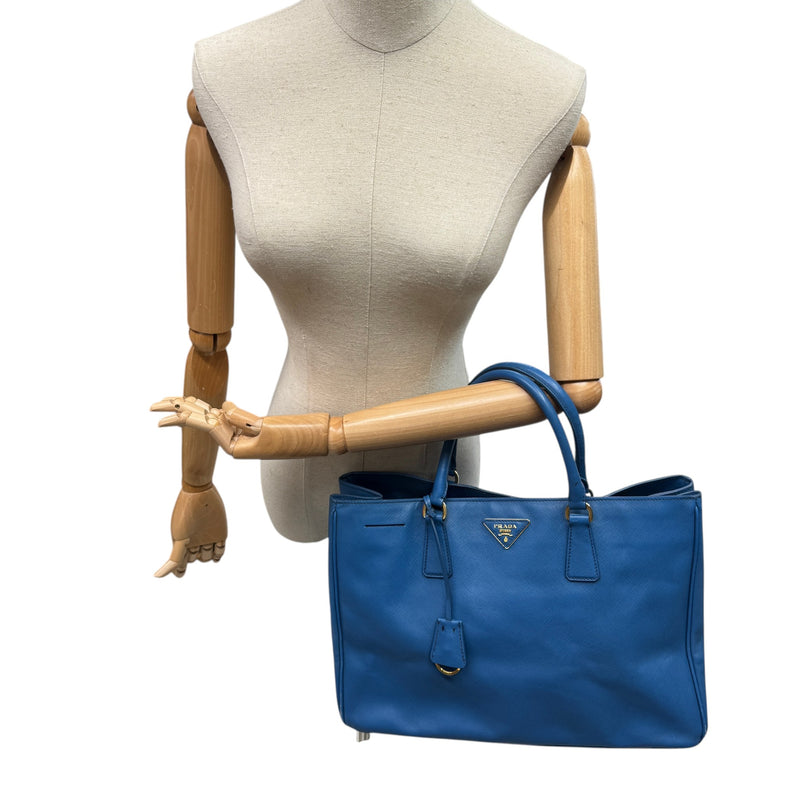 Women's Galleria Medium Double Zip Tote Handbag Blue