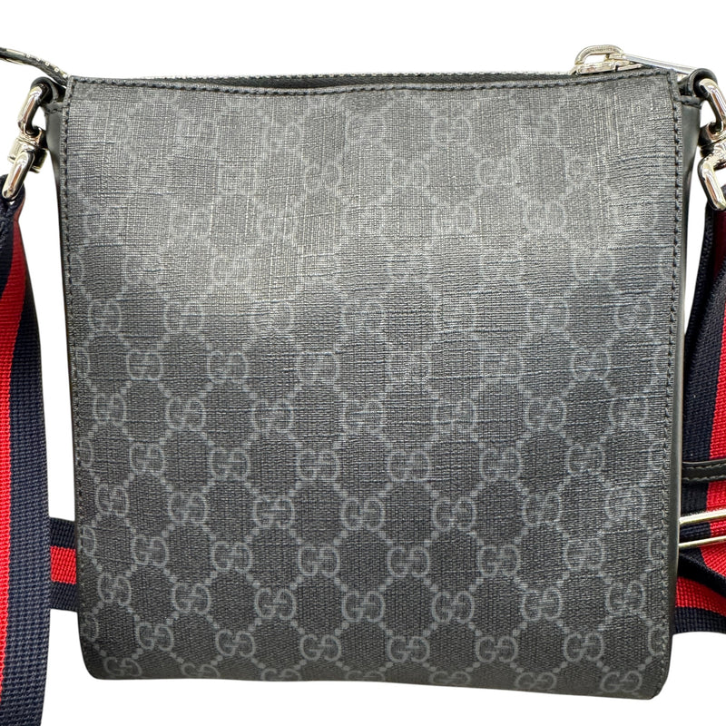 Men's Gg Supreme Messenger Bag Black