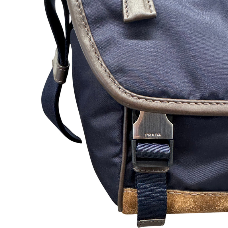 Men's Re-Nylon Plaque Logo Messenger Bag Navy