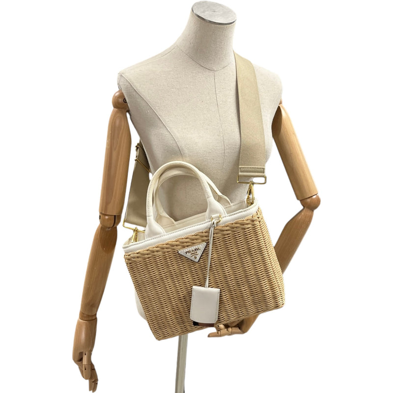 Women's Medium Wicker Linen Blend Plaque Logo Handbag Beige